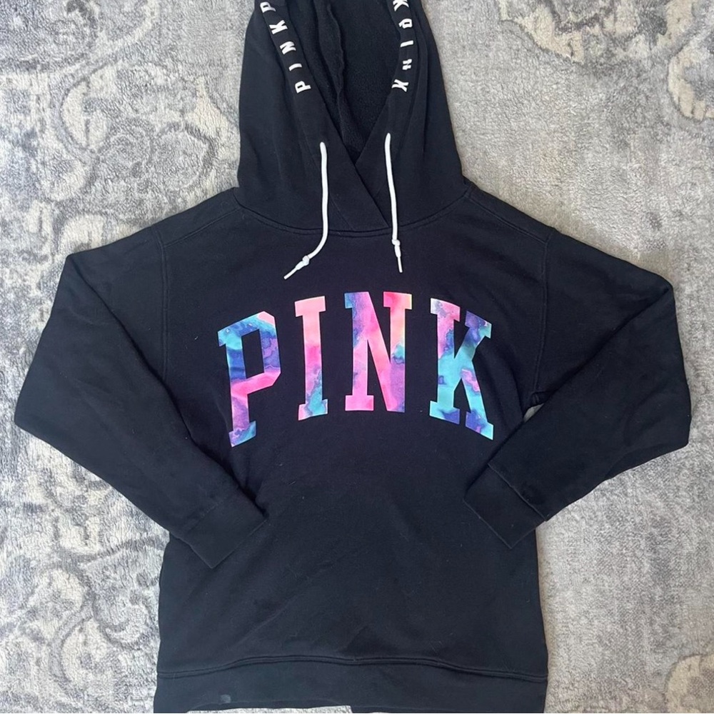 Pink victoria’s secret sweatshirt